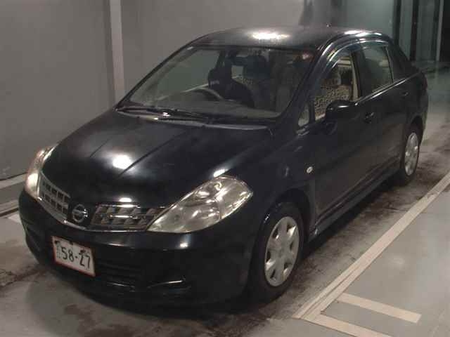 NISSAN TIIDA LATIO 2010