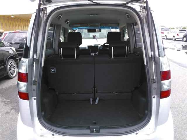 HONDA ZEST 2009
