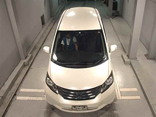 HONDA FREED 2010