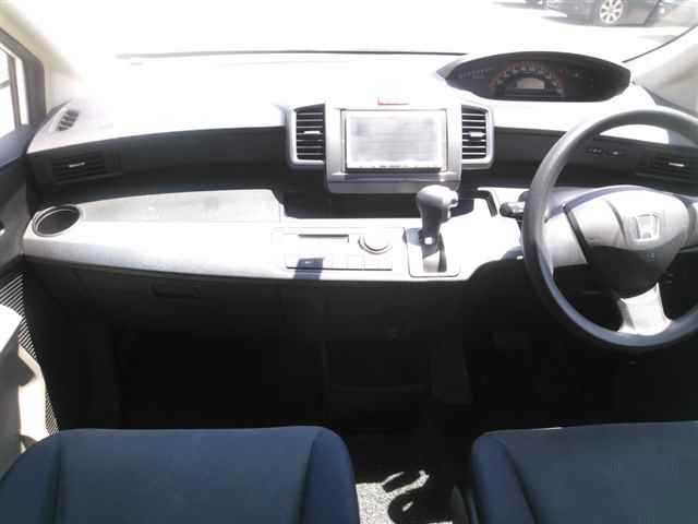 HONDA FREED 2010