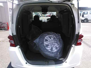 HONDA FREED 2010