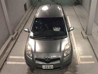 TOYOTA VITZ 2010