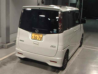 NISSAN ROOX 2010