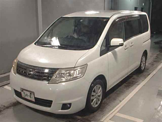 NISSAN SERENA 2010