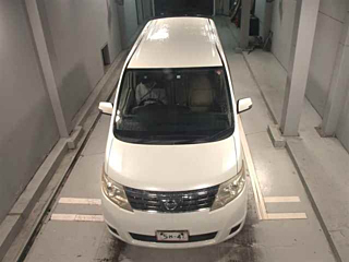 NISSAN SERENA 2010