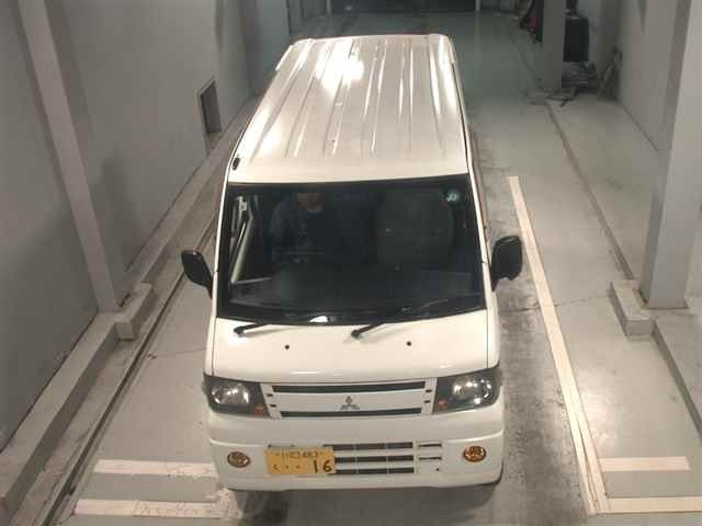 MITSUBISHI MINICAB VAN 2010