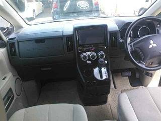 MITSUBISHI DELICA D5 2015