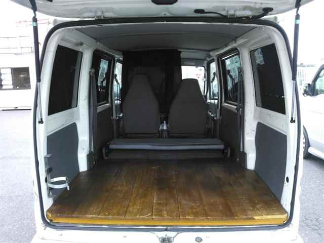 MITSUBISHI MINICAB VAN 2010