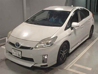 TOYOTA PRIUS 2011