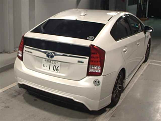 TOYOTA PRIUS 2011