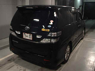 TOYOTA VELLFIRE 2010