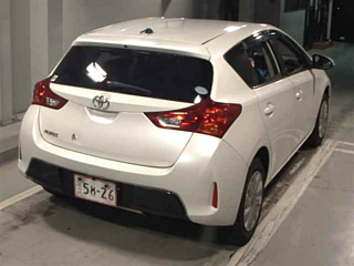 TOYOTA AURIS 2013