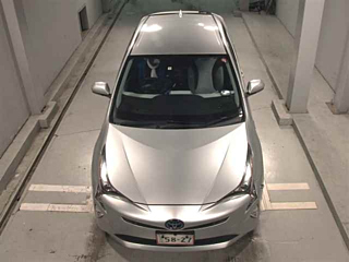 TOYOTA PRIUS 2016