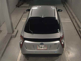 TOYOTA PRIUS 2016