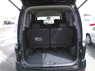 NISSAN SERENA 2009