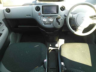 TOYOTA SIENTA 2009