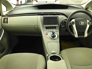 TOYOTA PRIUS 2013