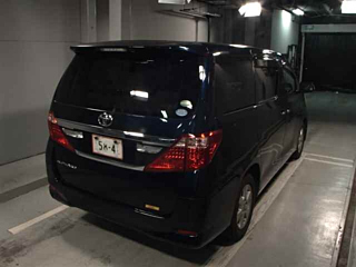 TOYOTA ALPHARD 2013
