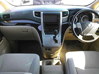 TOYOTA ALPHARD 2013
