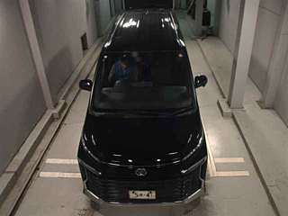 TOYOTA VOXY 2023