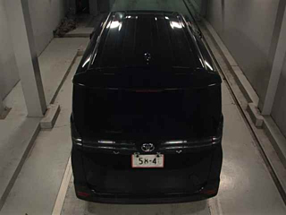 TOYOTA VOXY 2023