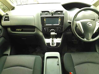 NISSAN SERENA 2012