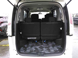 NISSAN SERENA 2012