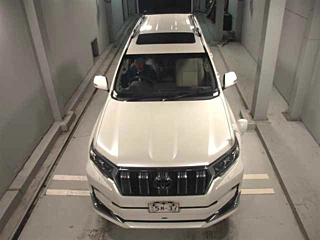 TOYOTA LAND CRUISER PRADO 2022
