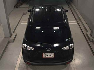 TOYOTA SIENTA 2016