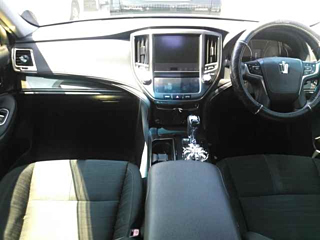 TOYOTA CROWN 2013