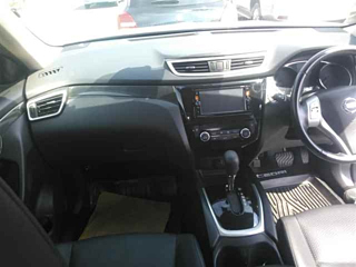 NISSAN X-TRAIL 2015