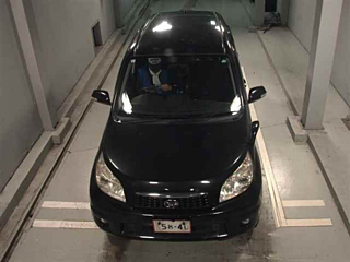 DAIHATSU BEGO 2011