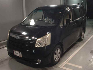 TOYOTA NOAH 2009
