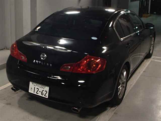 NISSAN SKYLINE 2009
