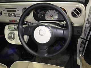 DAIHATSU MIRA 2011