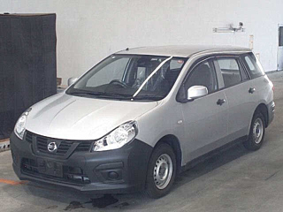 NISSAN AD 2019