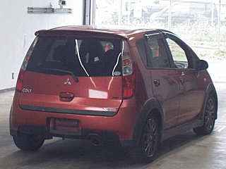 MITSUBISHI COLT 2010