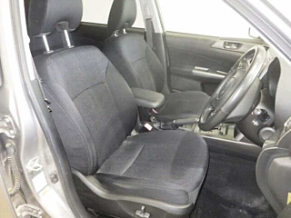 SUBARU FORESTER 2011