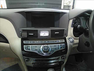 NISSAN FUGA 2012