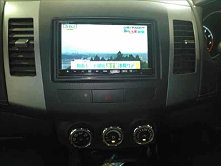 MITSUBISHI OUTLANDER 2012