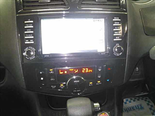 NISSAN SERENA 2011