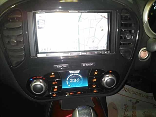 NISSAN JUKE 2011