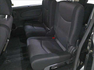 NISSAN SERENA 2011
