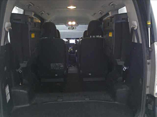 TOYOTA VOXY 2010