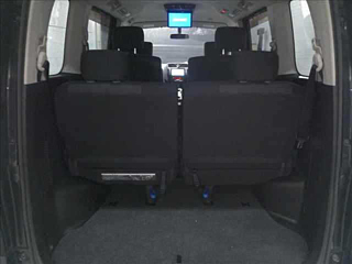 NISSAN SERENA 2011
