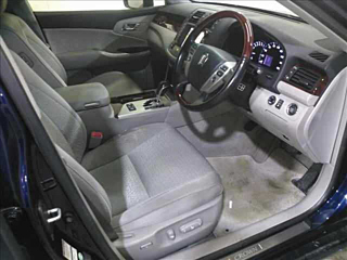 TOYOTA CROWN 2012