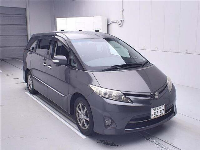 TOYOTA ESTIMA 2010