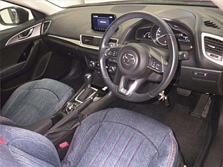 MAZDA AXELA 2016