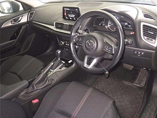 MAZDA AXELA 2017