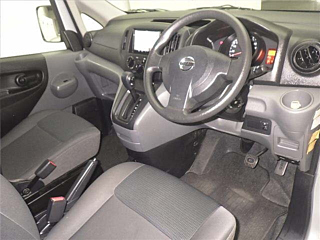 NISSAN NV200 2018
